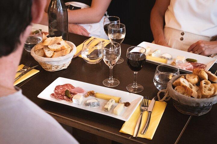 Paris Private Food Tasting Tour mit einem französischen Gastronomieexperten