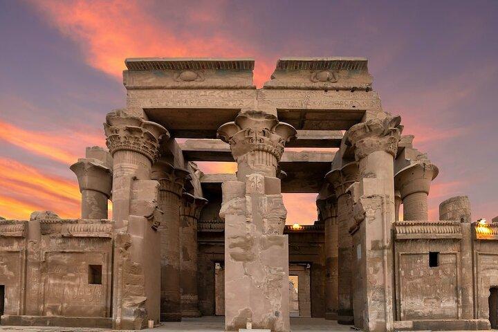 Edfu och Komombo Dagstur med Aswan Transfer från Luxor