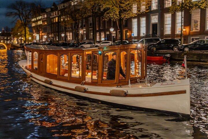 Small-Group Luxury Canal Cruise - Light Art Tour Boat Tour