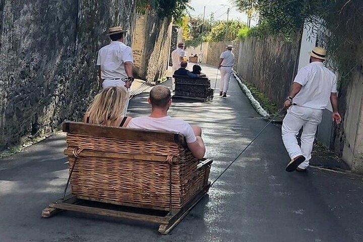 Madeira Monte Toboggans and Old Town Tuk Tuk Tour by MadTuk