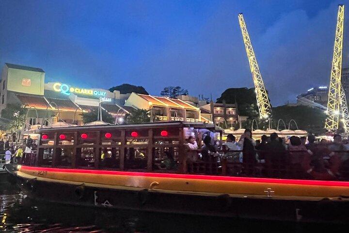 Croisière nocturne sur le fleuve avec Spectra et MBS Skypark