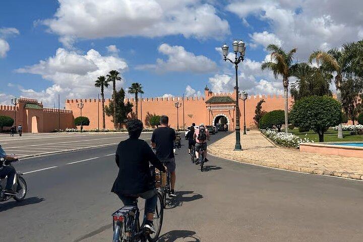 Cultural Bicycle Tour of Marrakech with Local Life and Traditions