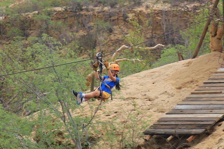 Utomhus Zip Line äventyr i Cabo San Lucas