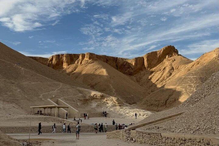 Excursão de um dia em Luxor: Kings & Queens Valleys, Hatshepsut & Karnak