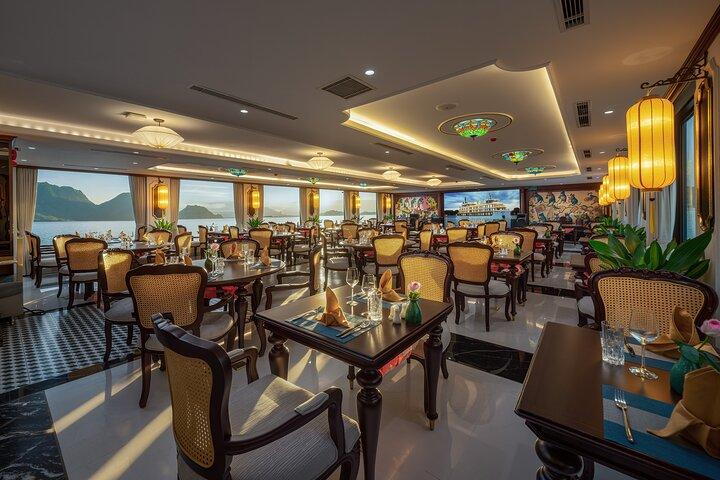 Fra Hanoi : 2 - Day Luxury L'amour 5 - Star Ha Long Bay Cruise