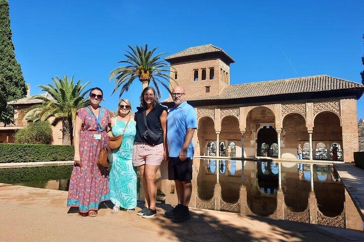 Excursión privada a Granada y la Alhambra desde Motril