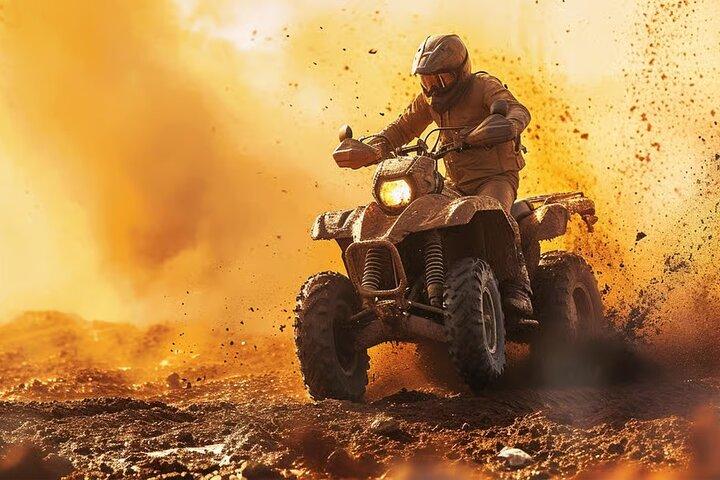 Marrakech : quad nel deserto di Agafay e giro in cammello e cena e spettacolo