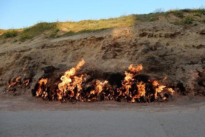 Gobustán, Volcanes de Barro, Templo del Fuego, Tour Privado por la Montaña del Fuego