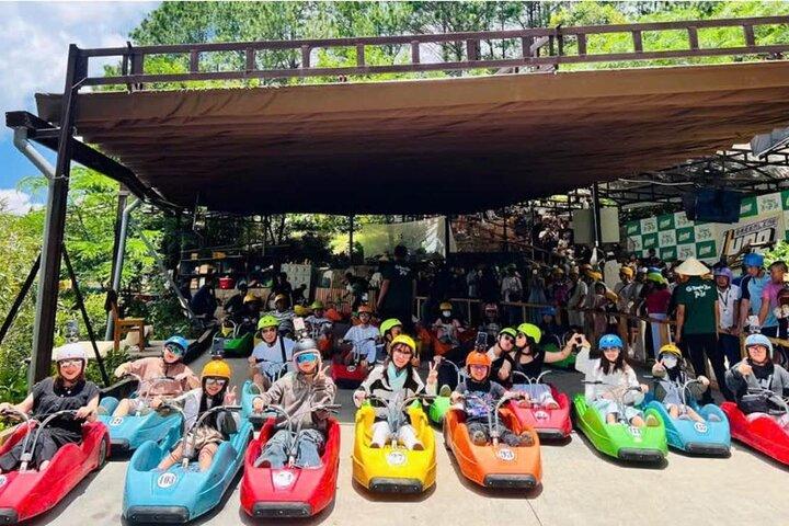 Tour delle principali attrazioni di Da Lat: cascate, Crazy House e Mongo Land