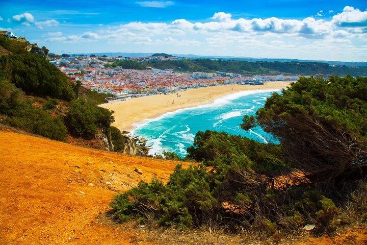 Fátima, Nazaré, Óbidos & Batalha Small Group Tour from Lisbon