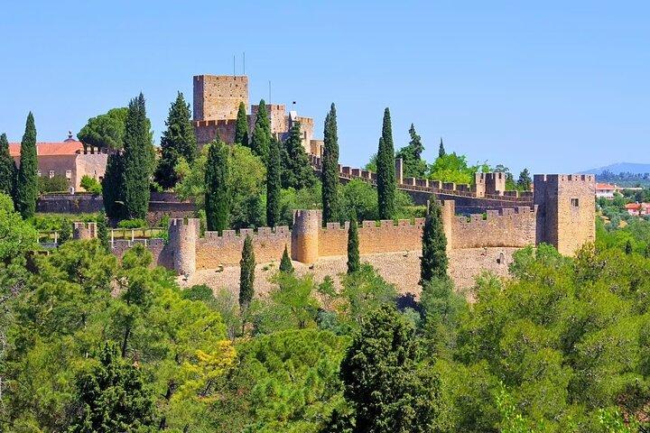 Templar Route: Tomar and Castillo de Almourol from Lisbon