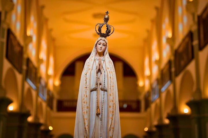Fatima at Night: Spiritual Tour with Candle Procession