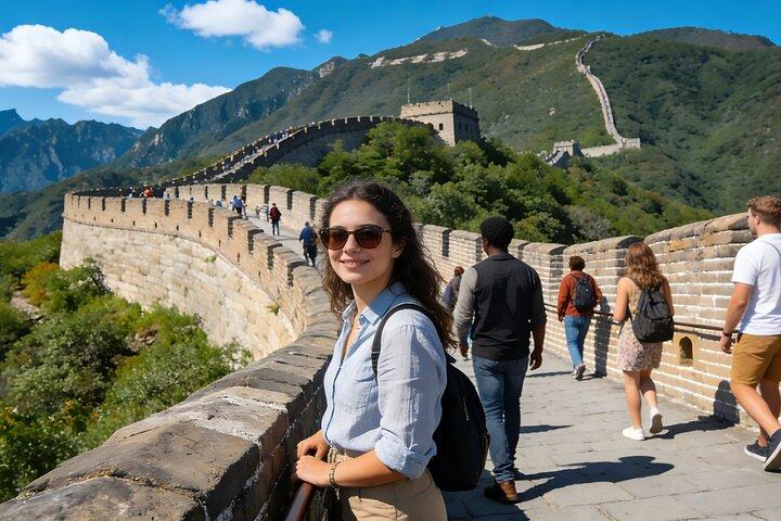 Gita giornaliera privata di Jinan alla Città Proibita e alla Grande Muraglia di Mutianyu in treno proiettile