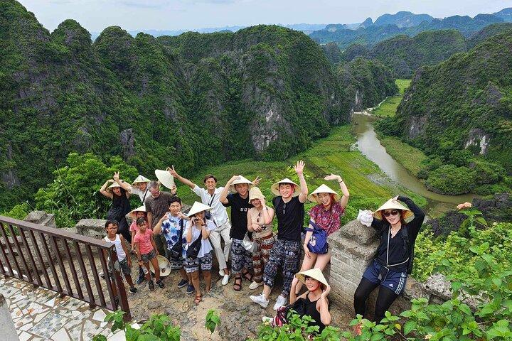 Ninh Binh nach Ha Long Bay Explorer von Hanoi – 2D1N Experience