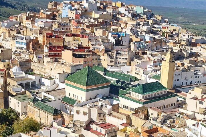 フェズからヴォルビリス、ムーレイ・イドリス＆メクネスへのプライベート日帰り旅行