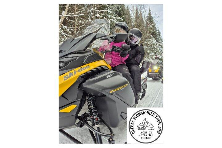 Aventura guiada en moto de nieve de 1,5 horas