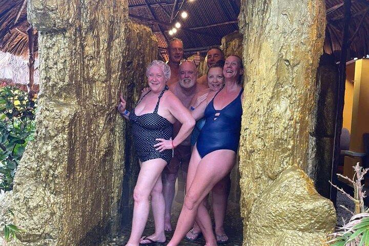 Phu Quoc Combo Massagem do Corpo Comum e Sauna de Banho de Lame em Versalhes