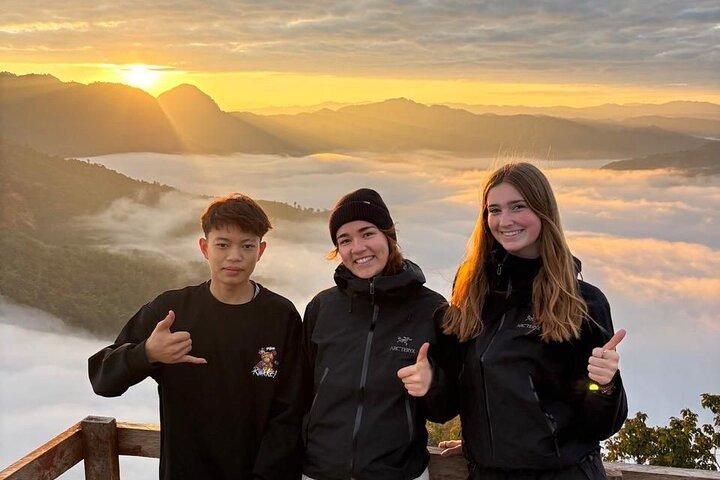 Luang prabang a Nong khiaw 2 día 1 noche camping Nong Khiaw pico