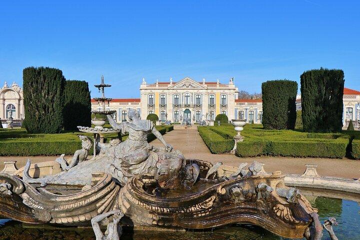 Sintra and Cascais Private Sightseeing Tour