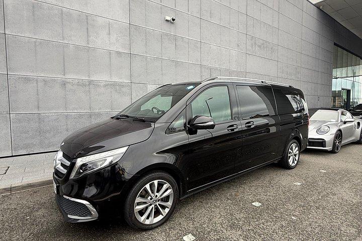 専用車運転手サービスヒースロー空港からロンドンへの送迎