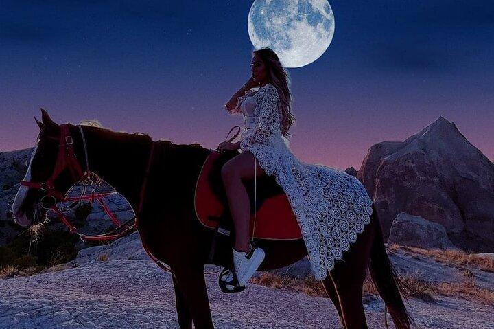 Tour de Cappadoce à cheval Lever du soleil Coucher du soleil et journée