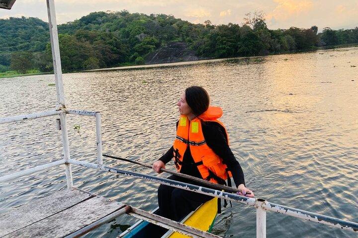 2 - Dia Mahiyanganaya Adventure: Cataratas, Safari & Cultura