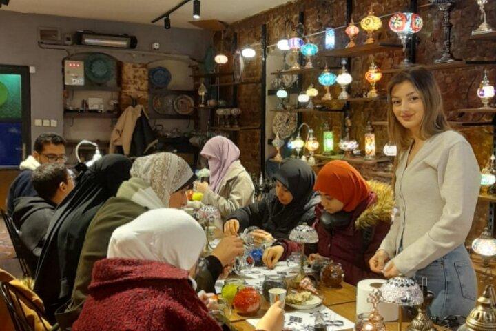Istanbul traditionell mosaiklampa Workshop