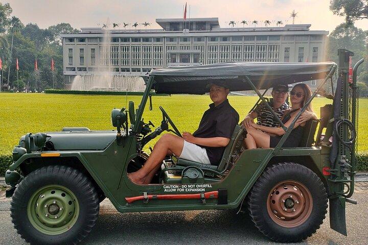 Excursão privada em Ho Chi Minh City com Jeep do Exército dos EUA