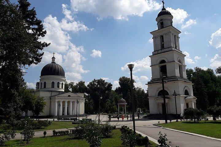 3 - Day Private Moldova Escape : Erfgoed, schilderachtige landschappen & wijn