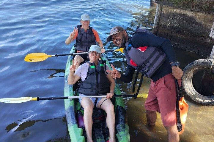Tour en Kayaks por los Canales del Parque Nacional Tortuguero