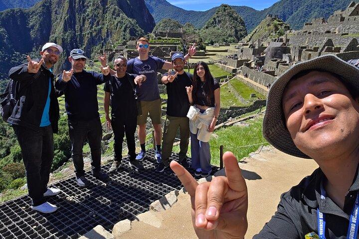 Private Machu Picchu Tour Guide Service