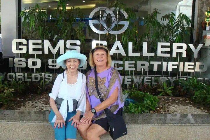 Gems Gallery Pattaya con trasferimenti in hotel andata e ritorno