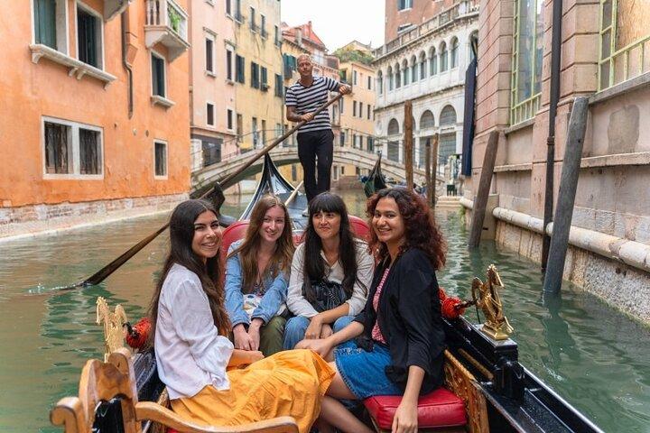 30 Minute Semi Private Gondola Ride through Venice