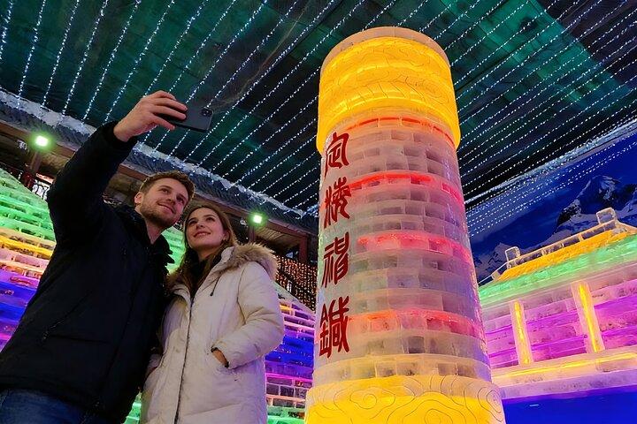 Tour privato di Pechino a Badaling Ski Resort e Longqing Gorge Ice Lantern Festival