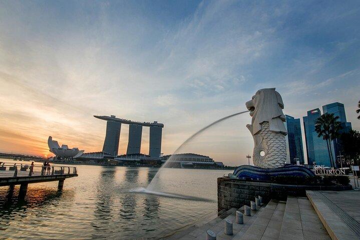 Food and Architecture Tour in Singapore