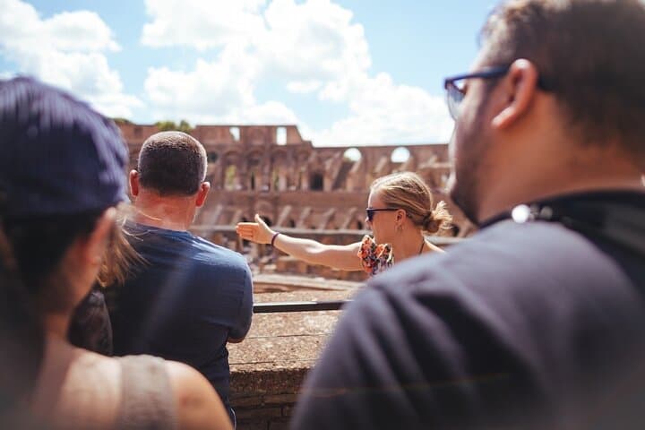 Express Colosseum: Semi-Private Guided Tour with Max 6 People