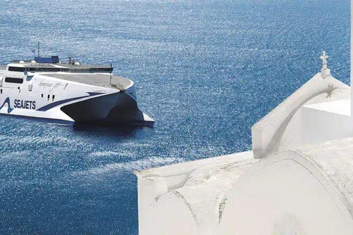 Fährtransfer zwischen Santorin und Paros