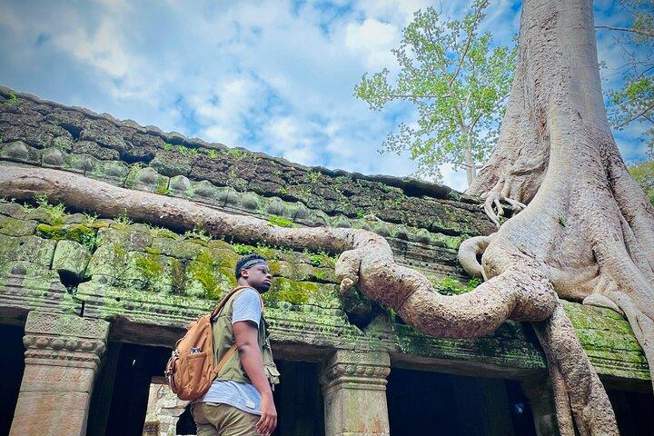 Sunrise Private Tour Angkor Wat Adventure