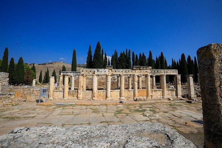 Visite semi-privée à Pamukkale, Hiérapolis, Laodicée avec déjeuner