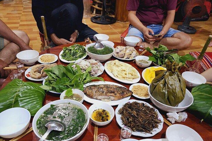 Tour en moto Dien Bien Phu Night Bites