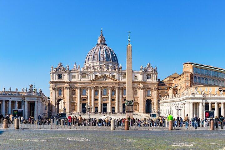 Visita Vaticana alla Basilica di San Pietro con Salta Coda e Audio