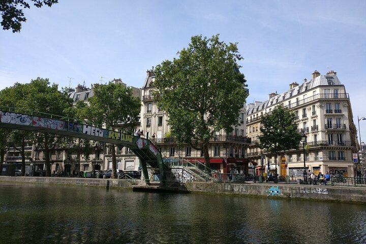 Cycling along the Canal Saint-Martin