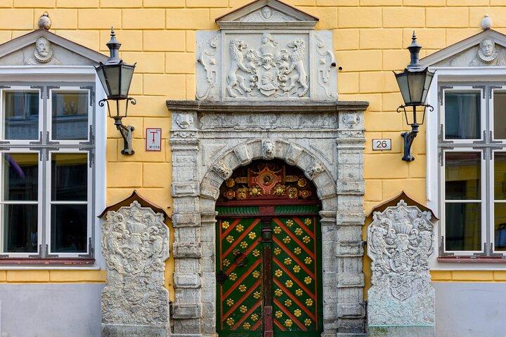 Tallinn chasse au trésor & Highlights visite à pied autonome