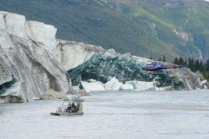 Taku Glacier Helicóptero e Aventura de Airboat