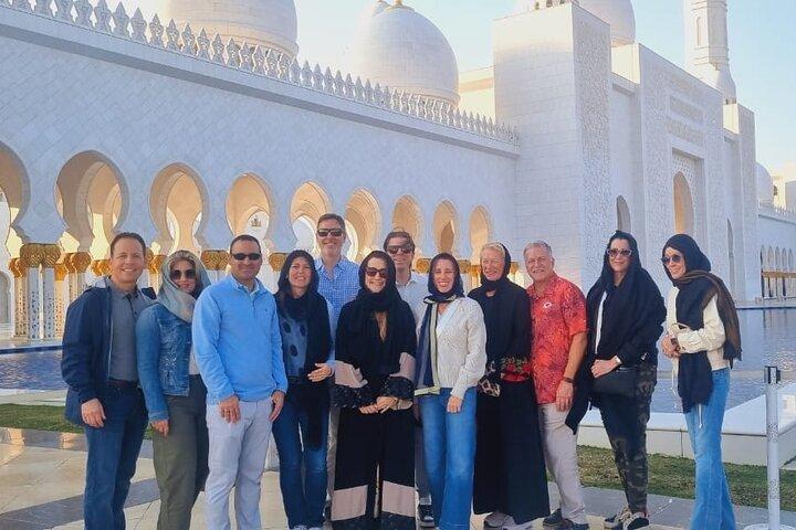 Private Sheikh Zayed Grand Mosque Tour