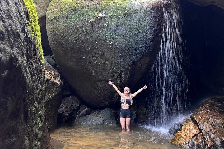 Bosque de Tijuca: cascadas, cuevas y vida silvestre