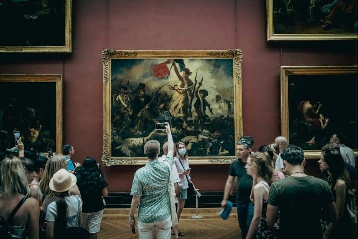 Louvre Museum Experience – Group, Private, or Solo