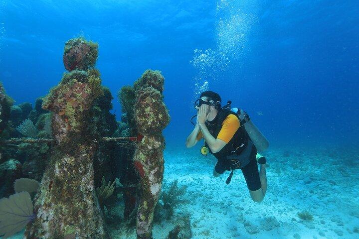Buceo con dos tanques para principiantes en Cancún