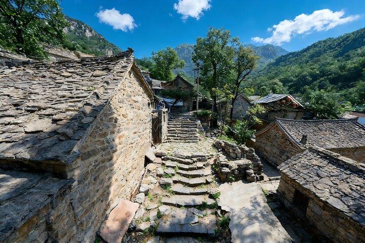 All Inclusive Private Day Tour naar Guoliangcun vanuit Zhengzhou
