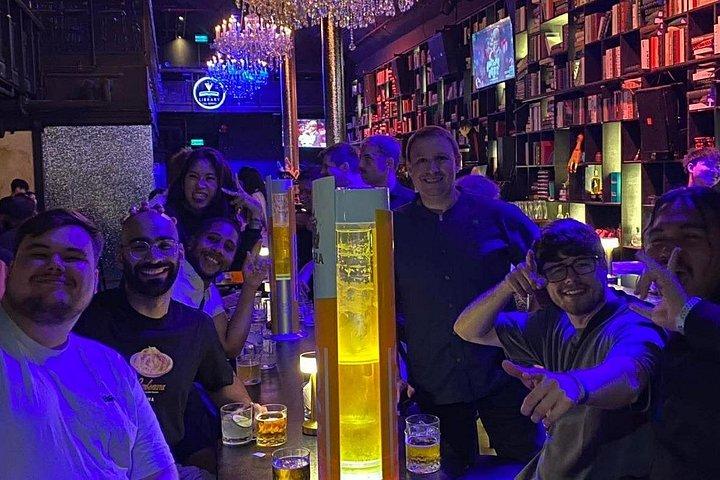 チェンマイパブクロール：4会場、ビールビュッフェ＆VIP入場